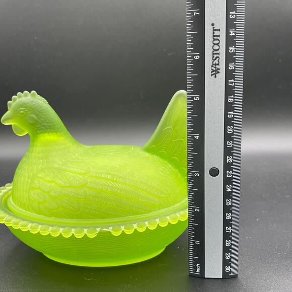 Vtg. Indiana Glass Satin Lime Green Nesting Hen Chicken Candy Dish - Picture 11 of 15